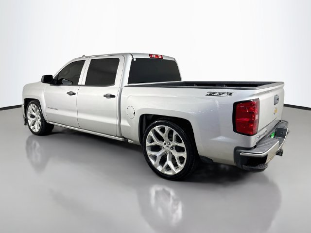 Used 2018 Chevrolet Silverado 1500 Custom w/ Custom Value Package RWD image 7