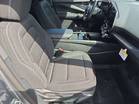 New 2025 Chevrolet Blazer EV LT image 26