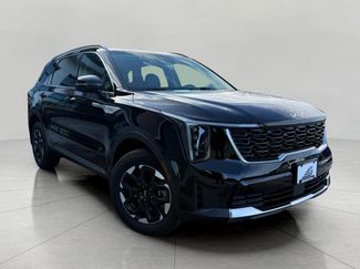 Used 2025 Kia Sorento S video 1