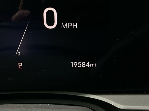 Used 2025 Buick Envista Sport Touring image 35