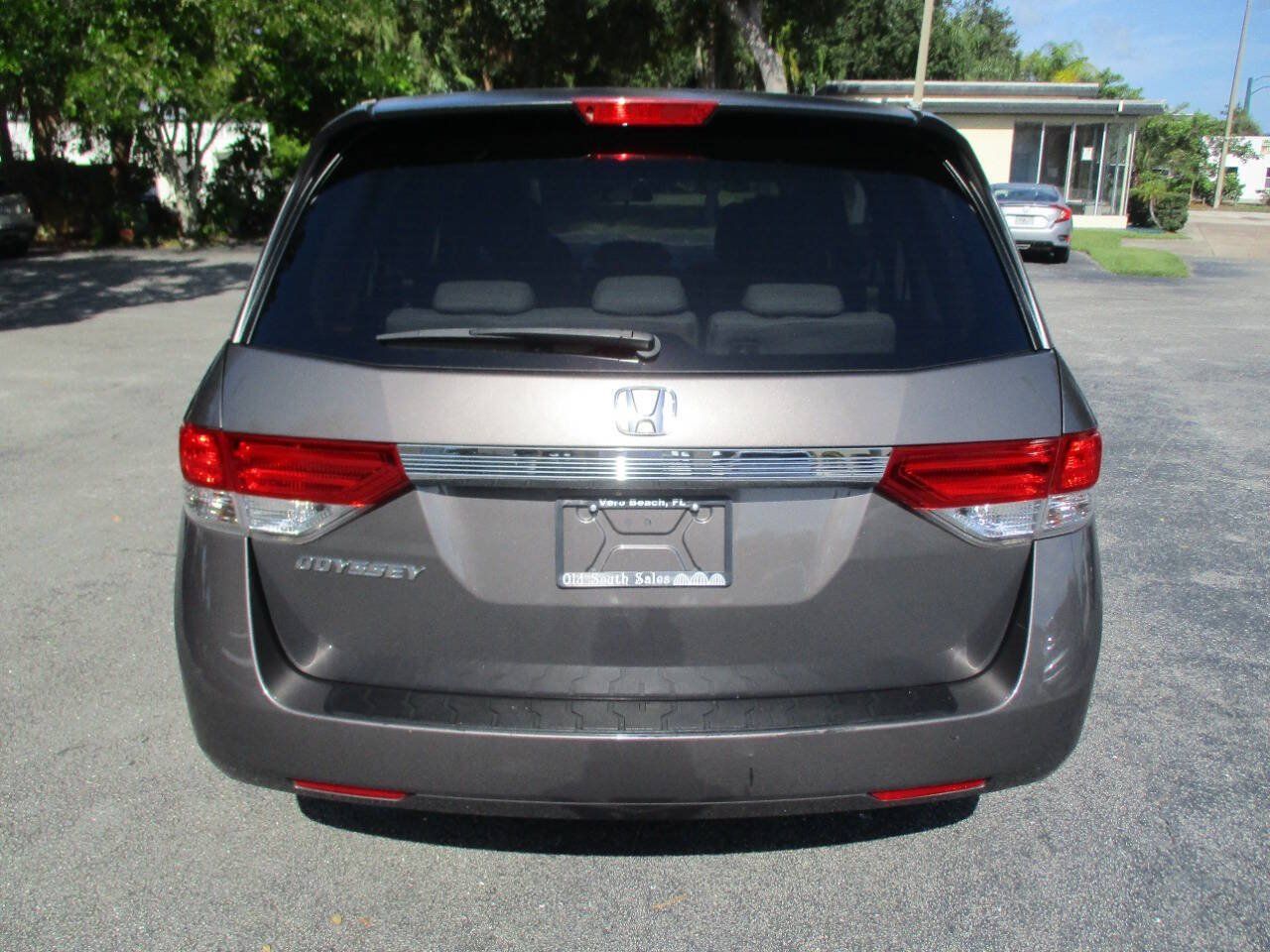 Used 2017 Honda Odyssey EX image 8