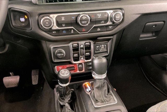 Used 2025 Jeep Wrangler Unlimited Sport S 4xe AWD/4WD image 7