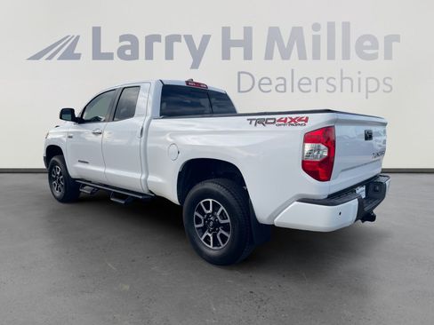 Certified 2020 Toyota Tundra Limited w/ Limited Premium Package AWD/4WD image 3
