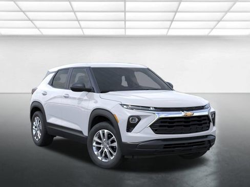 New 2026 Chevrolet TrailBlazer LS w/ LS Convenience Package FWD image 8