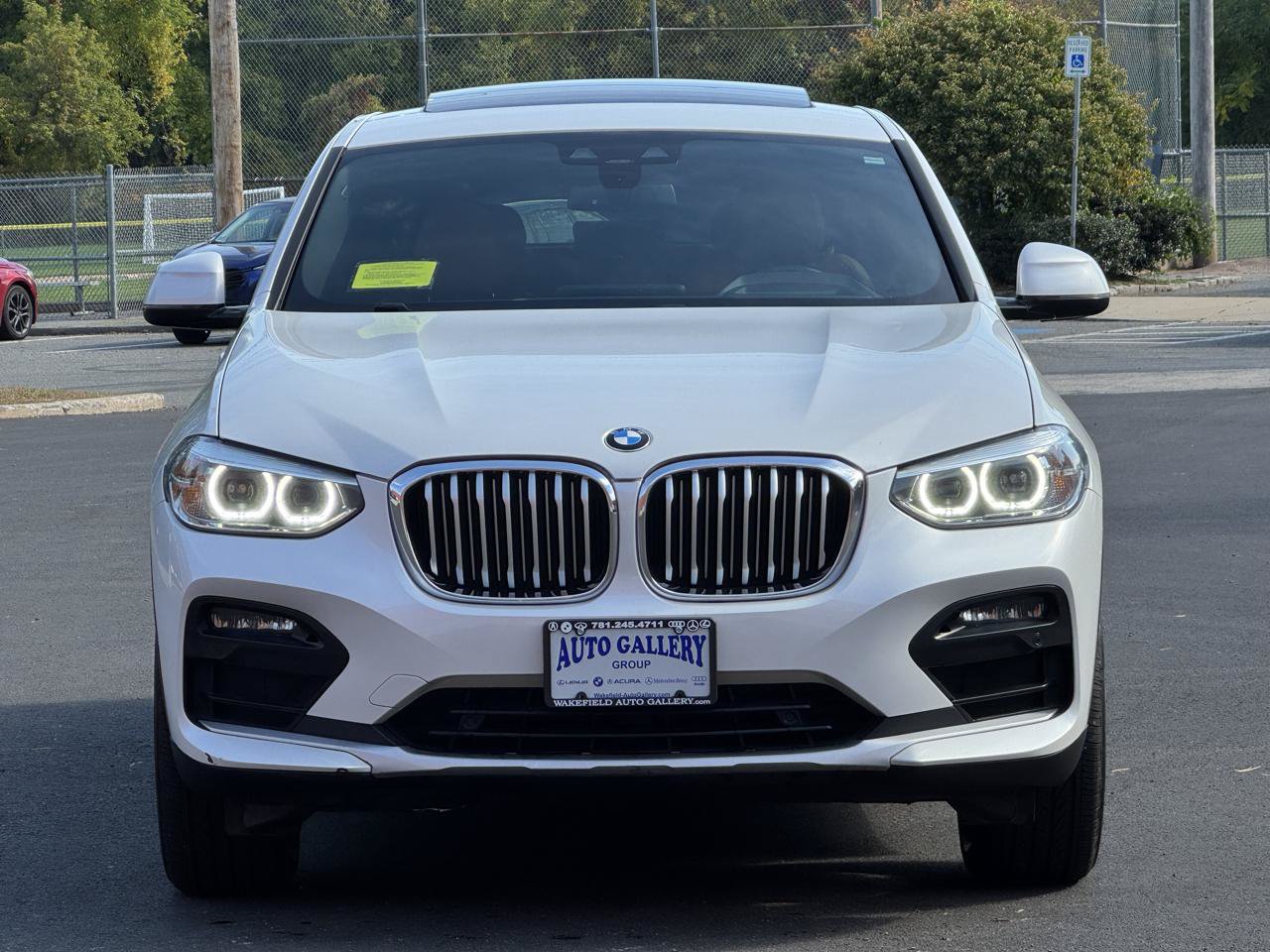 Used 2021 BMW X4 xDrive30i w/ Premium Package AWD/4WD image 2