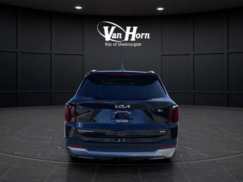 New 2026 Kia Sorento S image 14