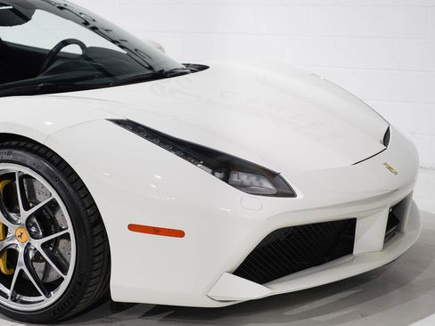 Used 2016 Ferrari 488 GTB image 22