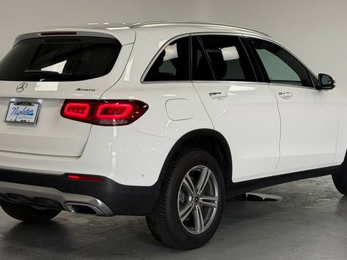 Used 2022 Mercedes-Benz GLC 300 4MATIC image 3