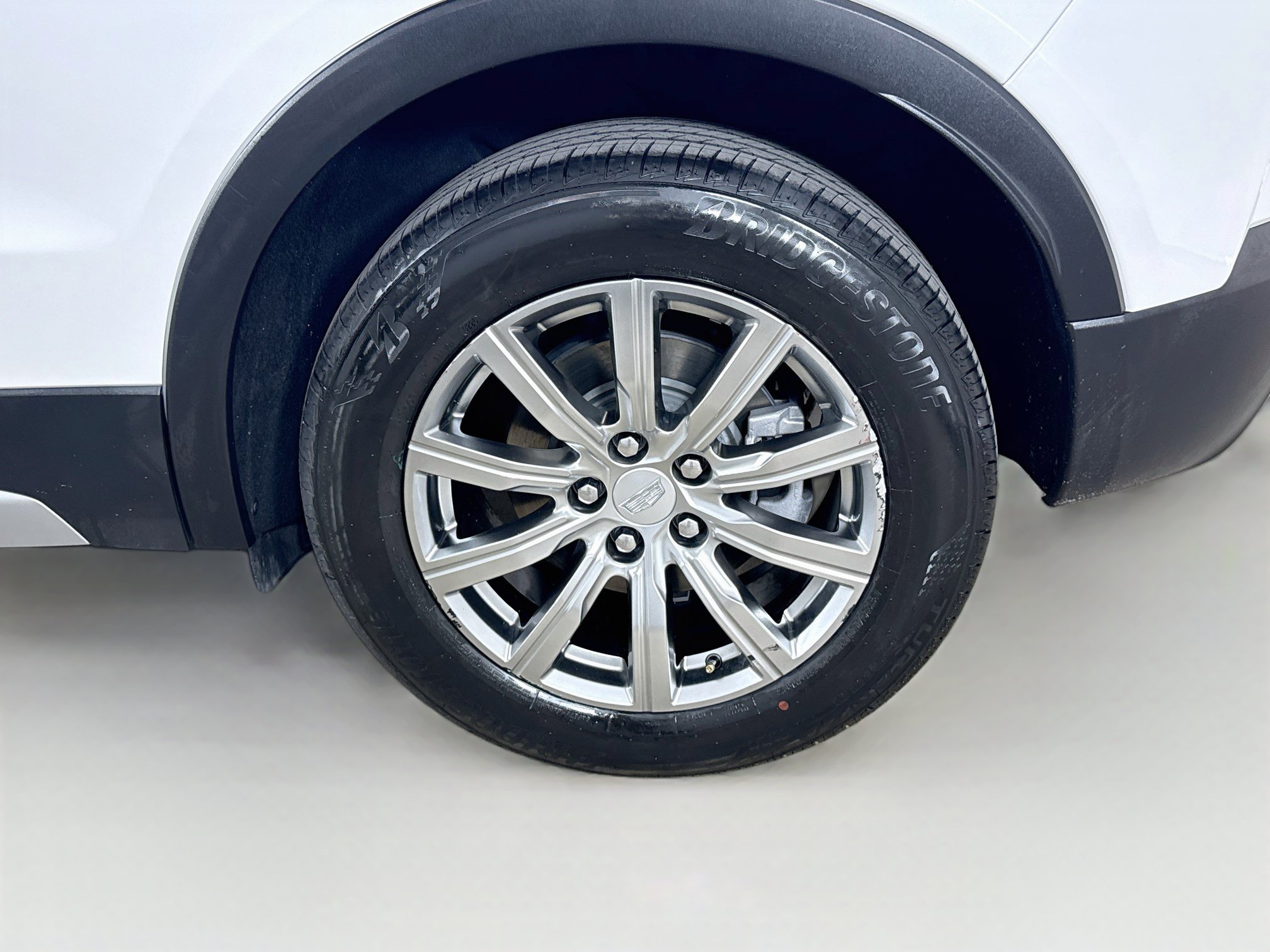Used 2021 Cadillac XT4 Premium Luxury w/ Cold Weather Package FWD image 34