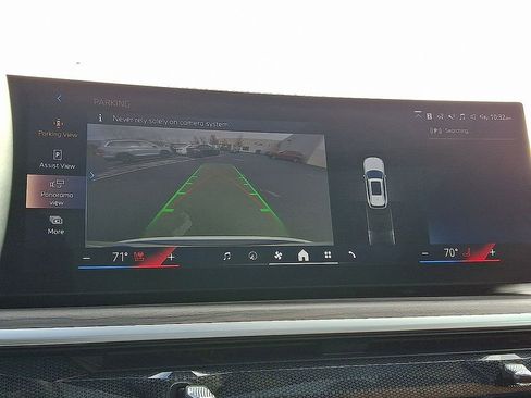 Used 2024 BMW X5 xDrive50e w/ Premium Package image 4