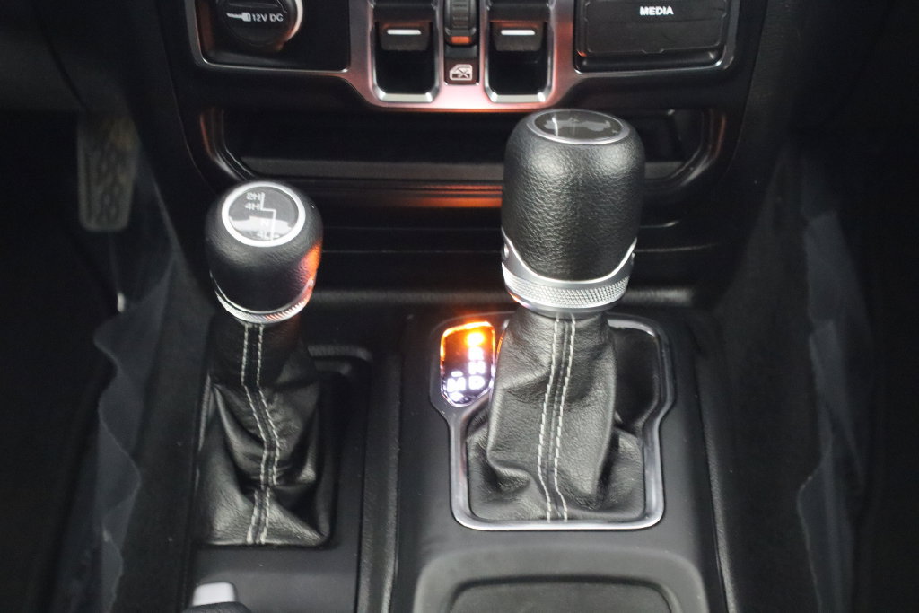 Used 2021 Jeep Wrangler Unlimited Sahara AWD/4WD image 28