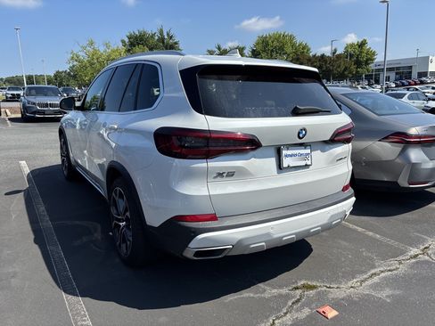 Used 2022 BMW X5 sDrive40i w/ Premium Package RWD image 17