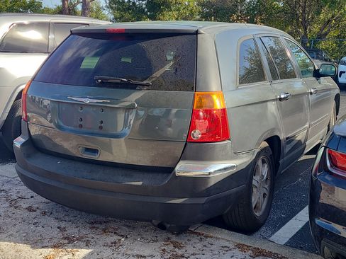 Used 2004 Chrysler Pacifica 2WD image 6