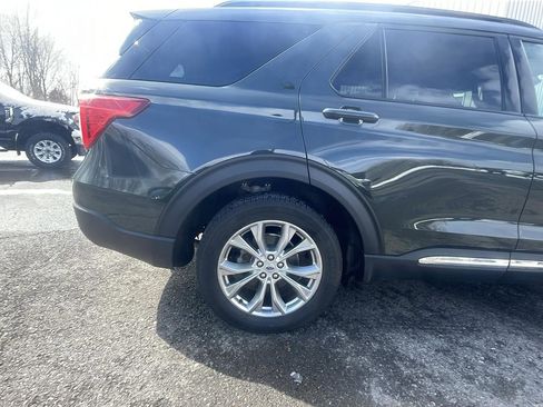 Used 2024 Ford Explorer XLT w/ Equipment Group 202A image 23
