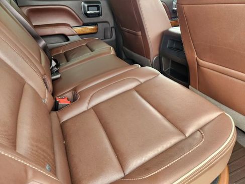 Used 2016 Chevrolet Silverado 2500 High Country w/ Duramax Plus Package AWD/4WD image 28