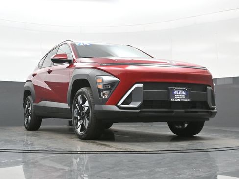 Used 2025 Hyundai Kona SEL AWD/4WD image 34