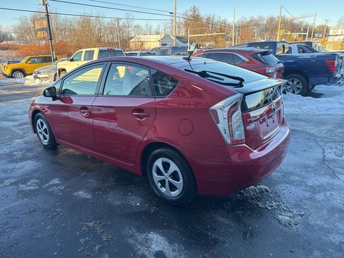 Used 2015 Toyota Prius Three image 3