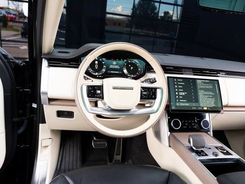 Used 2023 Land Rover Range Rover Long Wheelbase Autobiography AWD/4WD image 25