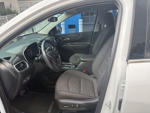 Used 2018 Chevrolet Equinox LT image 22
