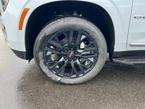 New 2026 GMC Yukon Denali image 23
