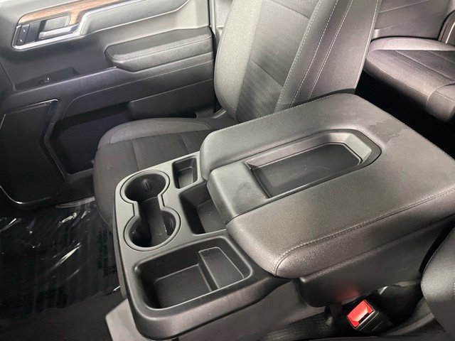 Used 2024 Chevrolet Silverado 1500 LT AWD/4WD image 17