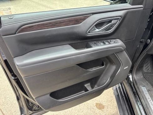 Used 2023 Chevrolet Tahoe LT w/ Luxury Package AWD/4WD image 29