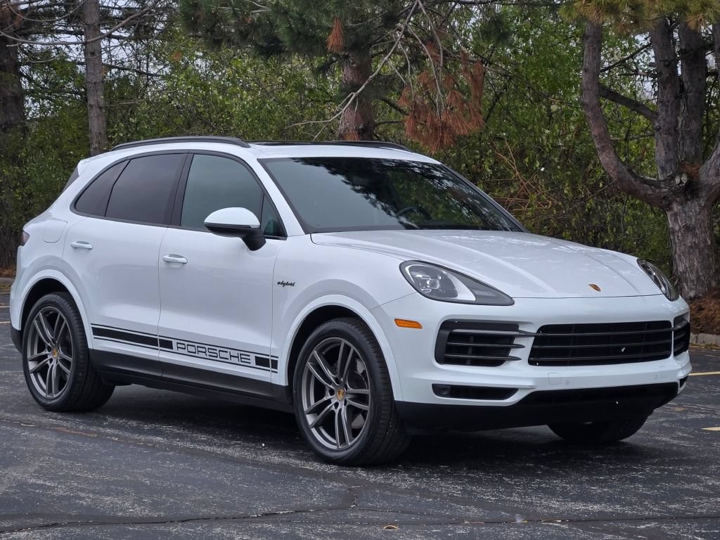 Used 2023 Porsche Cayenne Platinum Edition AWD/4WD image 8