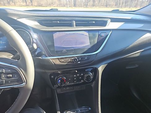 Used 2022 Buick Encore GX Preferred w/ Cold Weather Comfort Package image 18