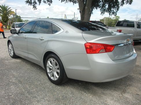 Used 2017 Chevrolet Impala LT FWD image 7