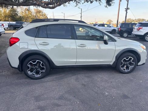 Used 2014 Subaru Crosstrek 2.0i Limited AWD/4WD image 8