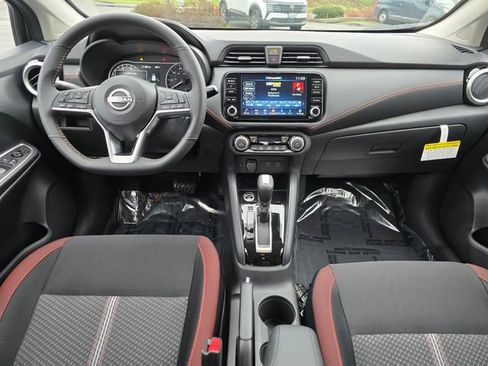 New 2025 Nissan Versa SR image 16