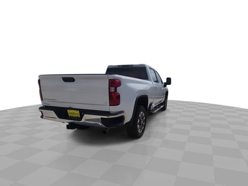 Used 2024 Chevrolet Silverado 2500 LT AWD/4WD image 8
