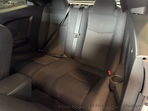 Used 2010 Chrysler Sebring LX w/ Convenience Group FWD image 10