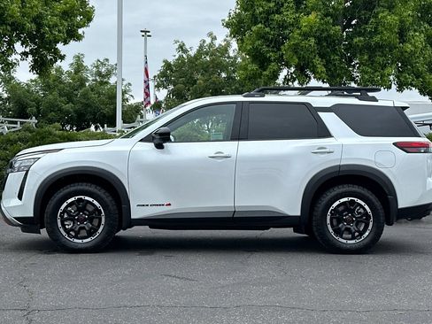 New 2026 Nissan Pathfinder Rock Creek AWD/4WD image 7