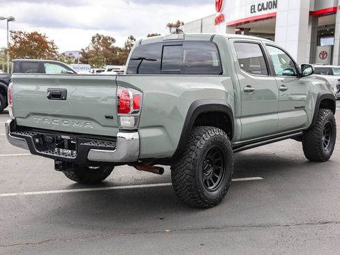 Used 2023 Toyota Tacoma TRD Off-Road AWD/4WD image 23