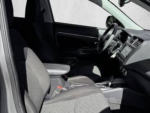 Used 2021 Mitsubishi Outlander Sport ES FWD image 18