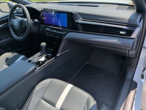 New 2026 Toyota Camry SE FWD image 18