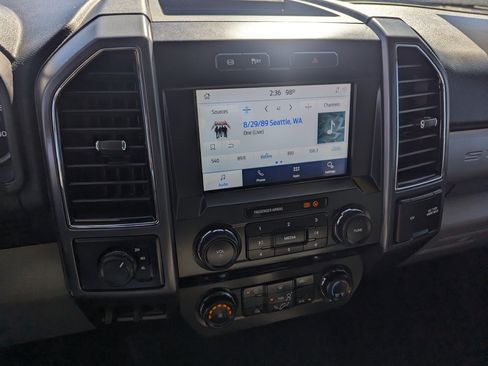 Used 2022 Ford F250 XLT image 10