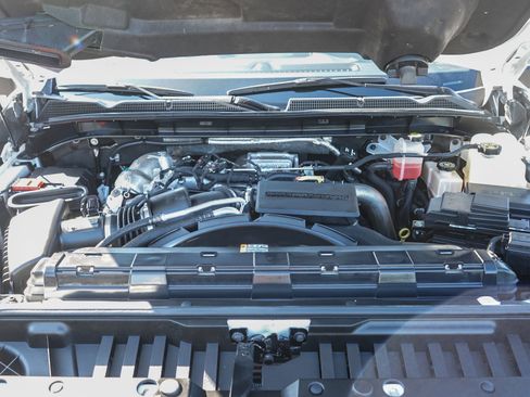 Used 2023 GMC Sierra 2500 AT4 w/ Gooseneck/5TH Wheel Package AWD/4WD image 31