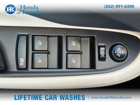 Used 2018 Buick Envision Essence image 13