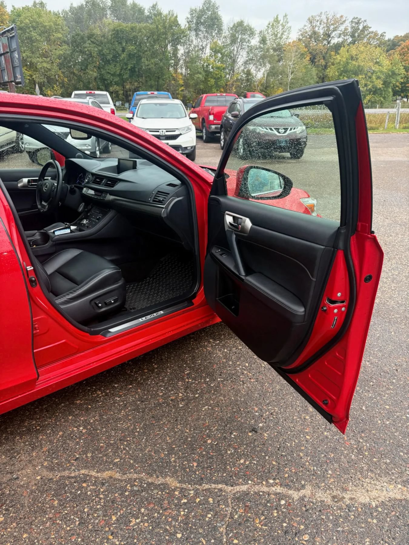 Used 2014 Lexus CT 200h w/ F Sport w/Nuluxe Interior FWD image 24