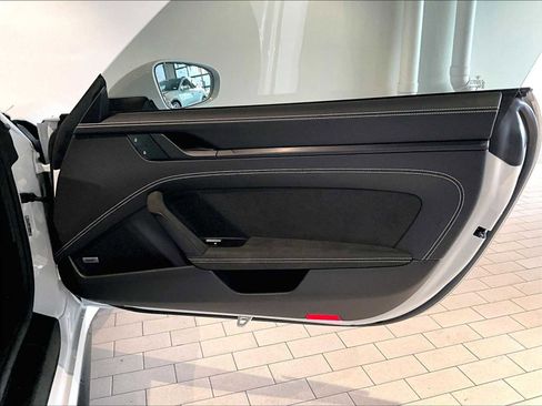 Used 2022 Porsche 911 GT3 image 27