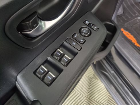 Certified 2025 Honda Pilot TrailSport image 15