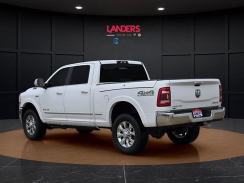 Used 2022 RAM 2500 Limited AWD/4WD image 2