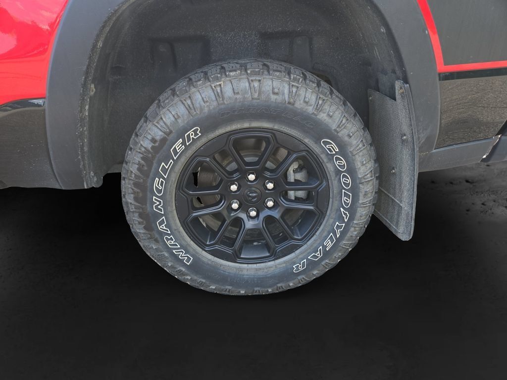 Used 2025 RAM 1500 Rebel AWD/4WD image 13
