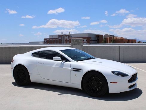 Used 2008 Aston Martin V8 Vantage Coupe RWD image 1