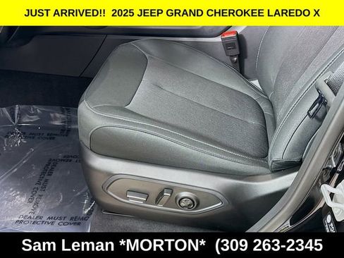 New 2025 Jeep Grand Cherokee Laredo X w/ Luxury Tech Group I image 18