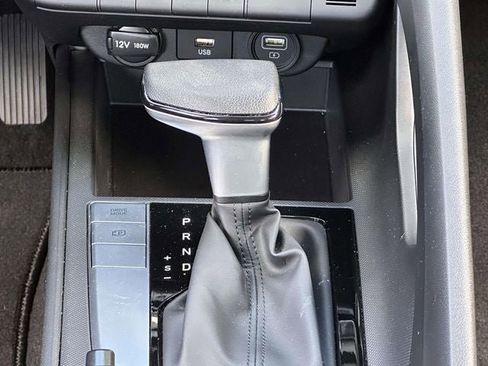 Used 2023 Hyundai Elantra SEL image 20