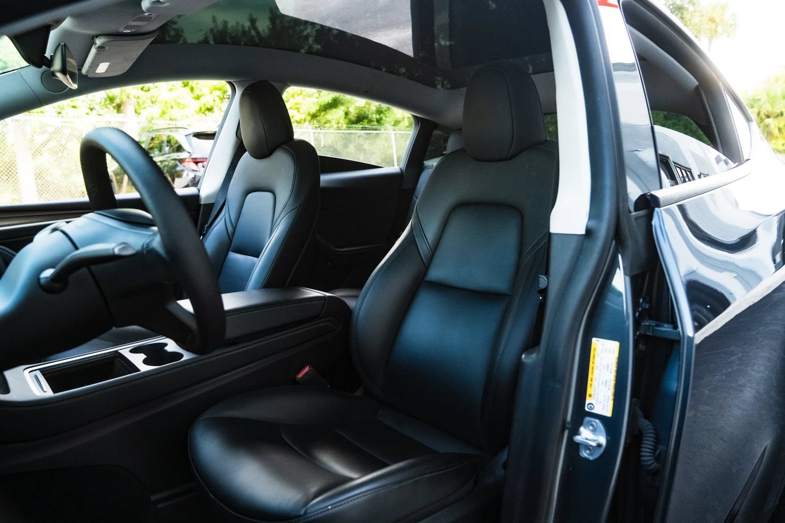 Used 2023 Tesla Model Y 2WD image 15