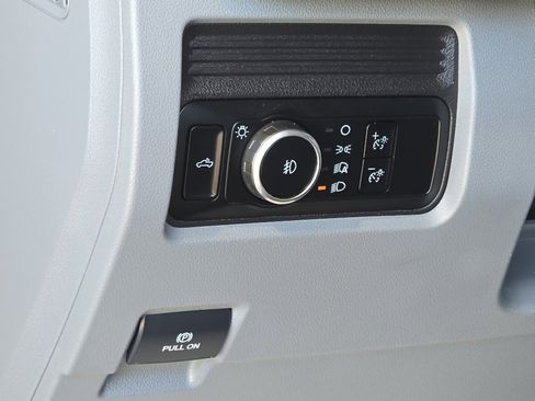 Used 2024 Ford F350 XL w/ XL Chrome Package image 8